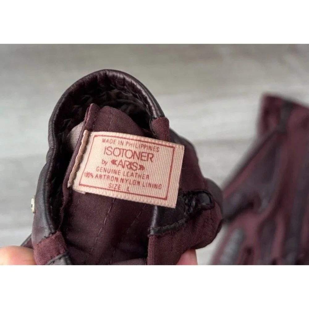 isotoner women leather